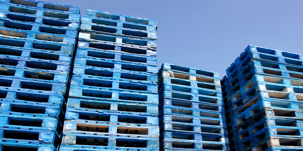 feat-img_how-chep-have-adopted-hop-to-improve-work_crates-stacked